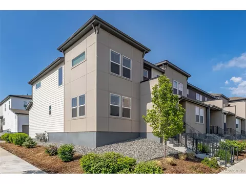 16092 E 47th Pl, Denver, CO 80239 photo 3