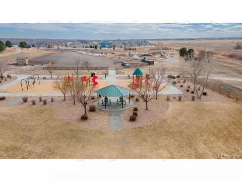 View/Area - 11231 Cherryvale St, Longmont, CO 80504 photo 2 of 3