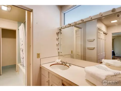 1162 Peakview Cir, Boulder, CO 80302 photo 24