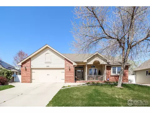 208 Poudre Bay, Windsor, CO 80550 photo 2