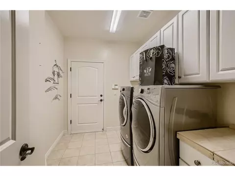 8633 E Iliff Dr, Denver, CO 80231 photo 15