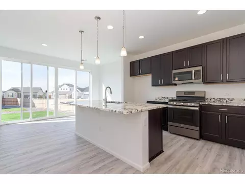 27514 E 10th Dr, Aurora, CO 80018 photo 3