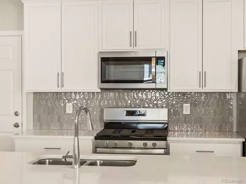 20982 E 66th Ave, Aurora, CO 80019 photo 5