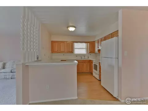 321 E 17th Ave, Longmont, CO 80504 photo 4