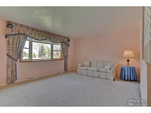 321 E 17th Ave, Longmont, CO 80504 photo 5