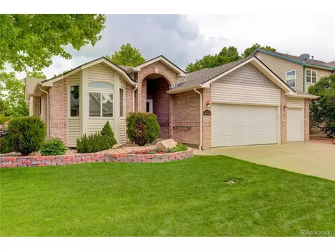 2080 Skylark Ct, Longmont, CO 80503