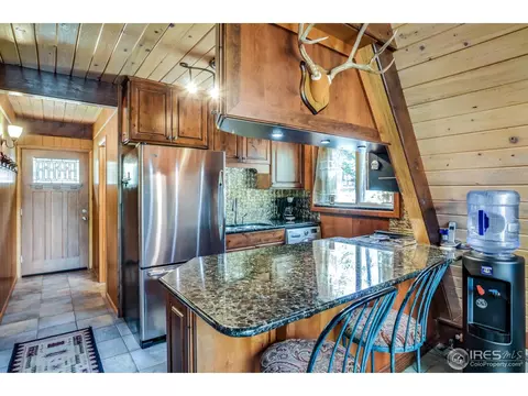 833 Hemlock Dr, Lyons, CO 80540 photo 4