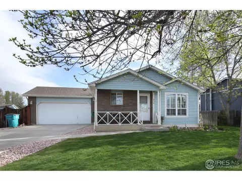 830 Jay Pl, Berthoud, CO 80513 photo 1
