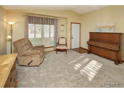 830 Jay Pl, Berthoud, CO 80513 photo 3