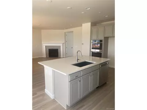 21096 E Radcliff Pl, Aurora, CO 80013 photo 4