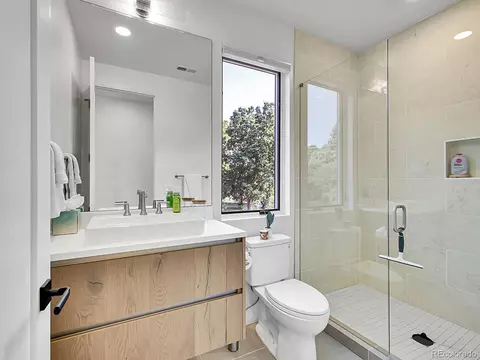 Bath - 300 Oneida St, Denver, CO 80220 photo 4 of 6