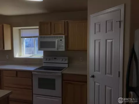 970 Wagon Train Dr, Milliken, CO 80543 photo 10