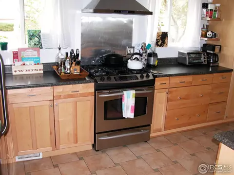 865 37th St, Boulder, CO 80303 photo 3
