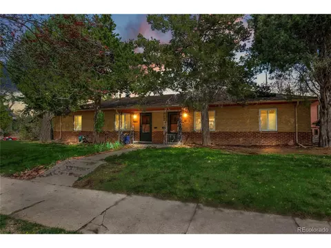 1064 Madison St, Denver, CO 80206