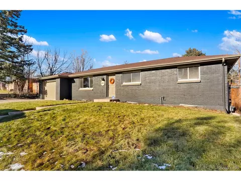 3093 W Pimlico Dr, Englewood, CO 80110