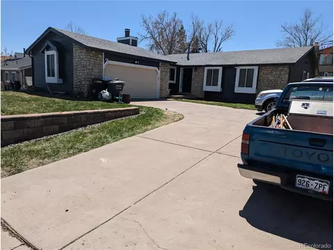 17498 E Brown Cir, Aurora, CO 80013
