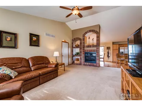 306 Boulder Ln, Johnstown, CO 80534 photo 4