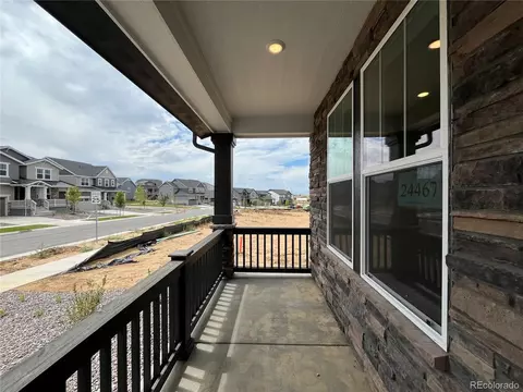 24467 E Pacific Pl, Aurora, CO 80018 photo 2