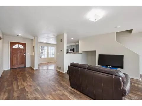 5218 E 100th Pl, Thornton, CO 80229 photo 7