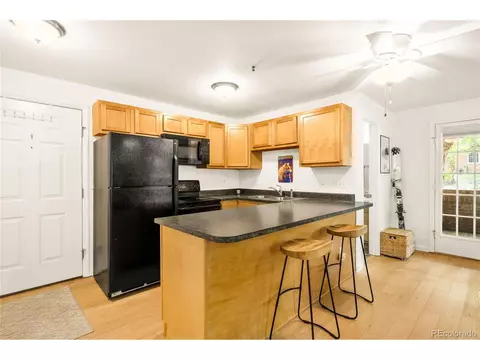 Kitchen - 1405 Broadway #210, Boulder, CO 80302 photo 3 of 6