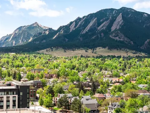 View/Area - 1405 Broadway #210, Boulder, CO 80302 photo 8 of 9