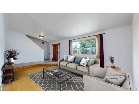 4653 E Weaver Cir, Centennial, CO 80121 photo 2