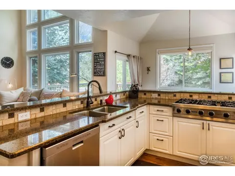 7444 Augusta Dr, Boulder, CO 80301 photo 10
