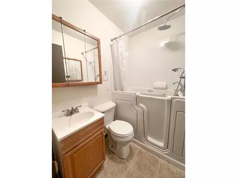 622 E Rio Blanco Ave, Rangely, CO 81648 photo 11