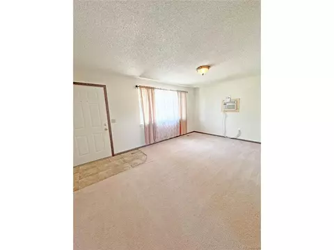 622 E Rio Blanco Ave, Rangely, CO 81648 photo 2