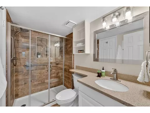 Bath - 12523 E Pacific Cir #E, Aurora, CO 80014 photo 1 of 1