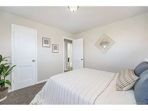 11498 E 7th Ave, Aurora, CO 80010 photo 17