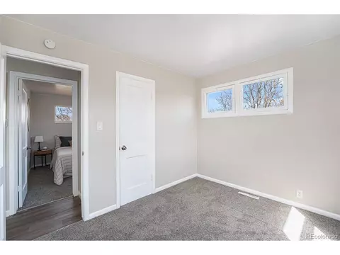 11498 E 7th Ave, Aurora, CO 80010 photo 13