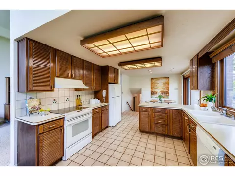4752 Kellogg Cir, Boulder, CO 80303 photo 8