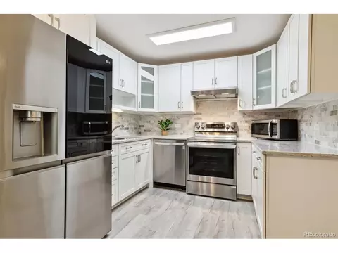 700 S Alton Way #8B, Denver, CO 80247