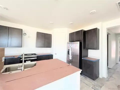 24491 Evans Dr, Aurora, CO 80018 photo 5