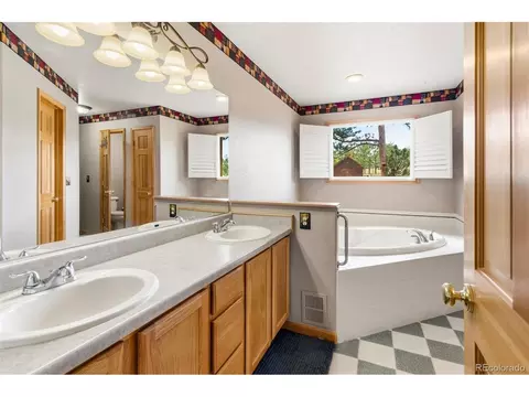 Bath - 541 Beaver Trl, Bailey, CO 80421 photo 1 of 4