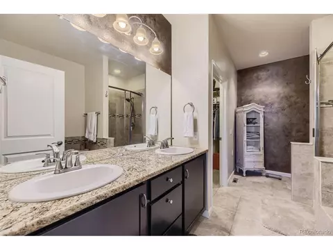 Undisclosed, Aurora, CO 80016 photo 14