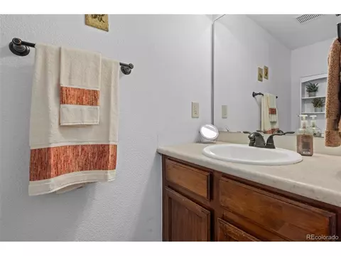 Bath - 4020 E 94th Ave #B, Thornton, CO 80229 photo 1 of 2