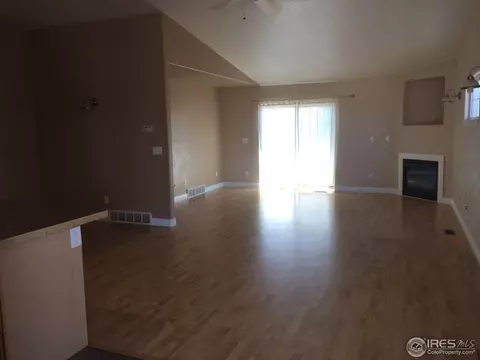 3128 39th Ave, Evans, CO 80620 photo 2