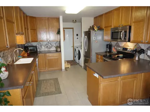 1214 33rd St, Evans, CO 80620 photo 4