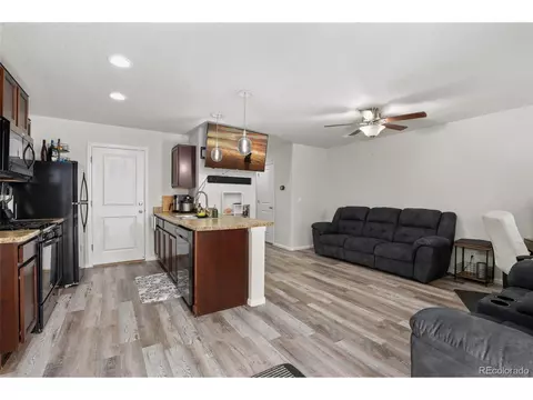 47340 Lily Ave, Bennett, CO 80102 photo 5