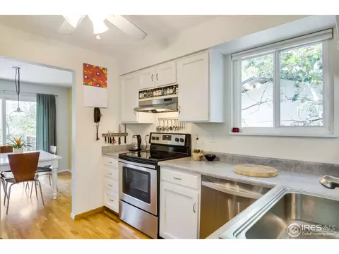 7820 Durham Way, Boulder, CO 80301 photo 9