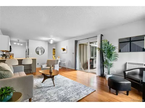 857 S Van Gordon E104 Ct #E104, Lakewood, CO 80228