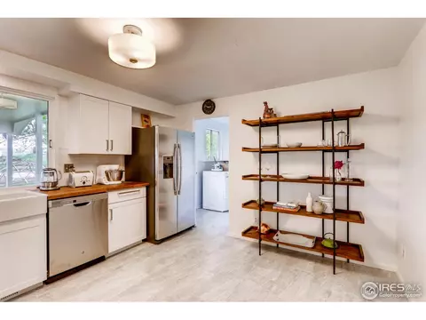 8015 Grasmere Dr, Boulder, CO 80301 photo 10