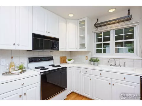 1530 Chambers Dr, Boulder, CO 80305 photo 9