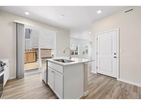 Kitchen - 22729 E 47th Dr, Aurora, CO 80019 photo 3 of 5