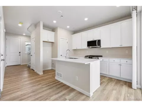 Kitchen - 22729 E 47th Dr, Aurora, CO 80019 photo 2 of 5