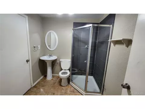 Undisclosed, Aurora, CO 80011 photo 15