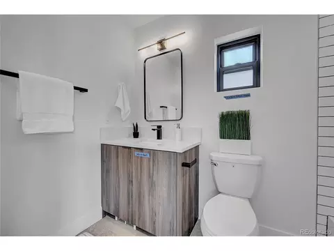 4385 E Warren Ave, Denver, CO 80222 photo 18
