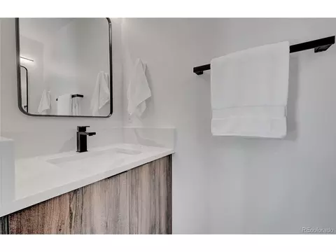 4385 E Warren Ave, Denver, CO 80222 photo 19